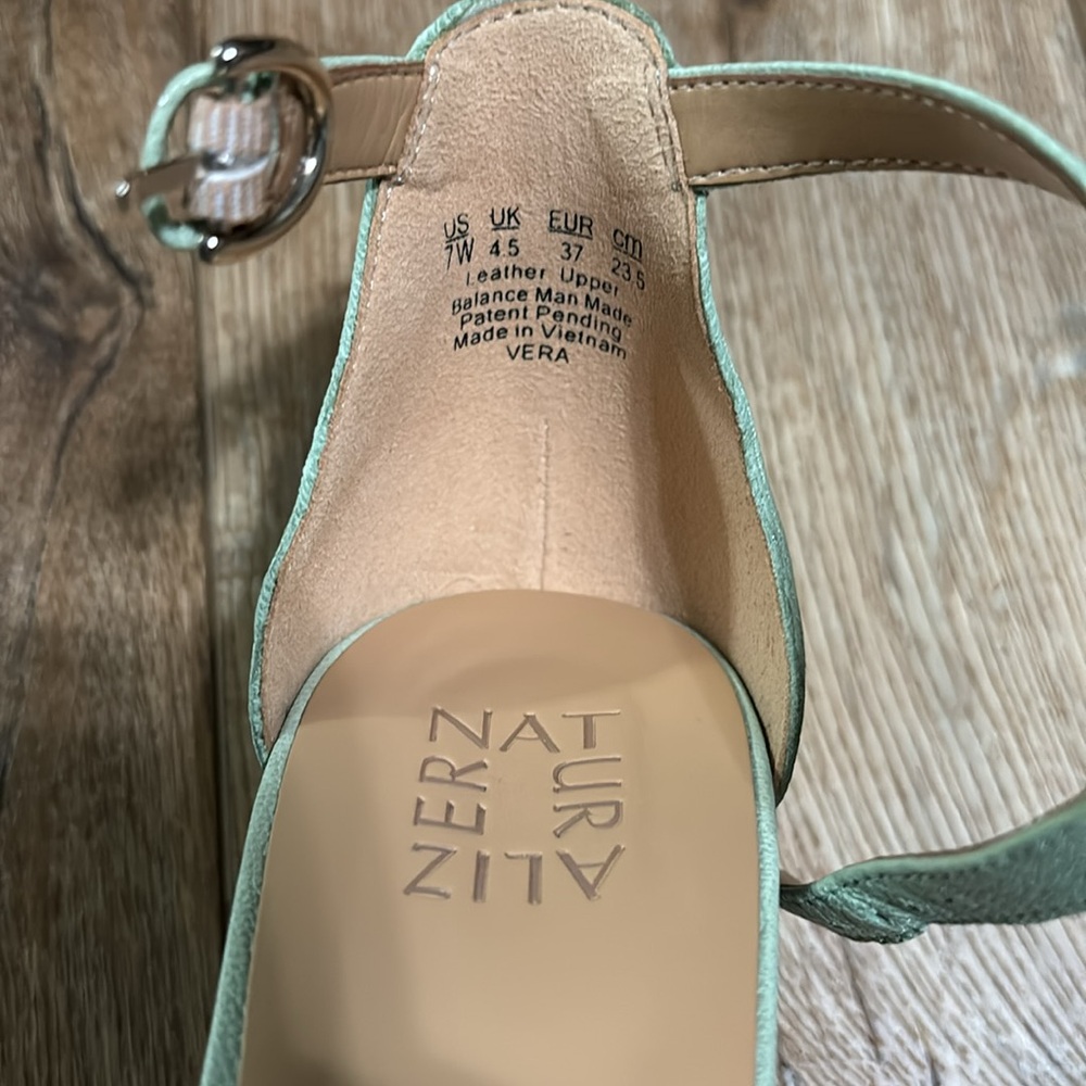 Naturalizer Vera dress sandal heel - spring mint leather size 7 wide - Picture 9 of 12